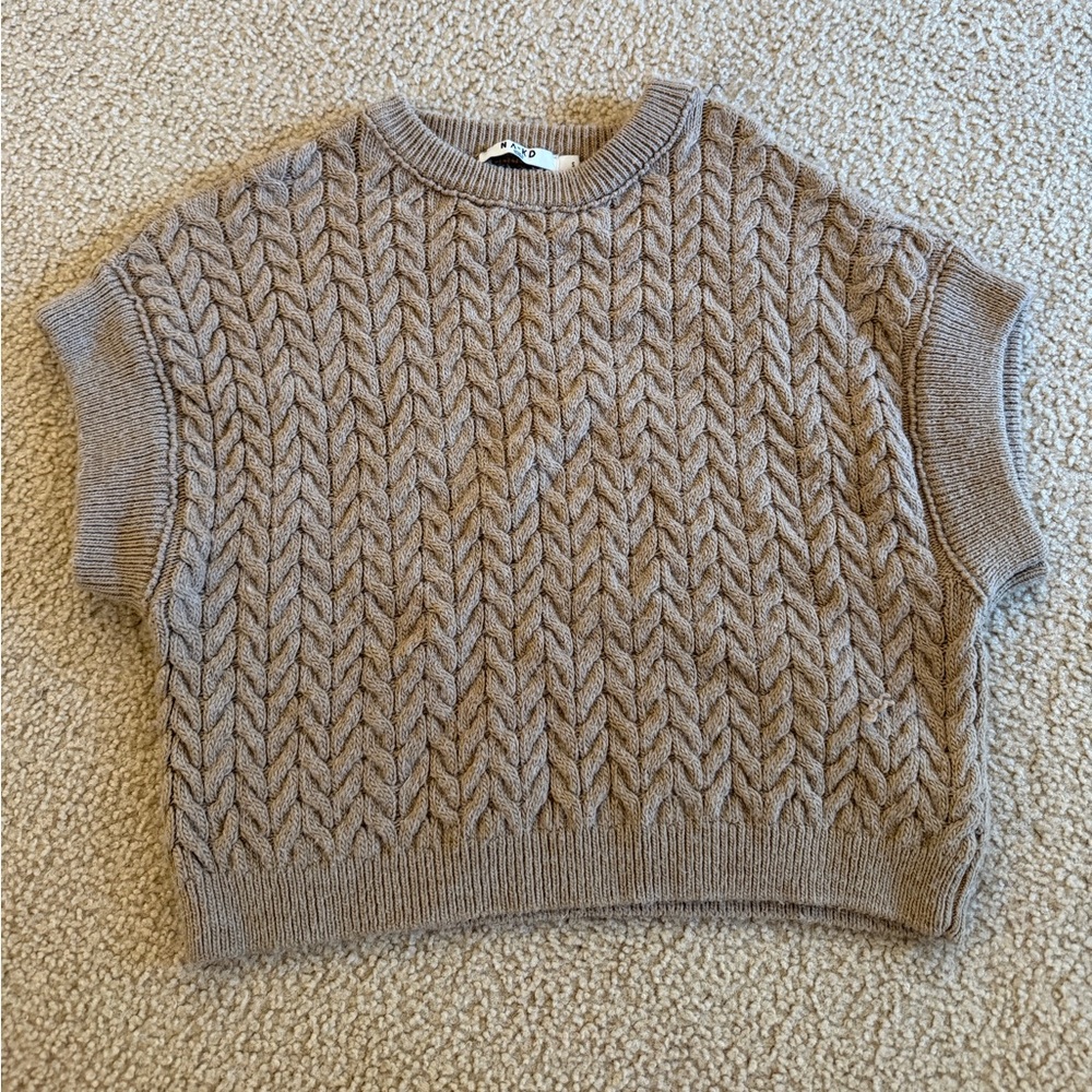 Cable Knit Short Sleeve Sweater - Brown